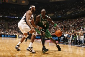 圣基茨和尼维斯举办灯光滑冰节，圣基茨和尼维斯馆